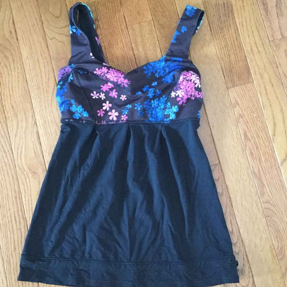 EUC!!  Lululemon tank